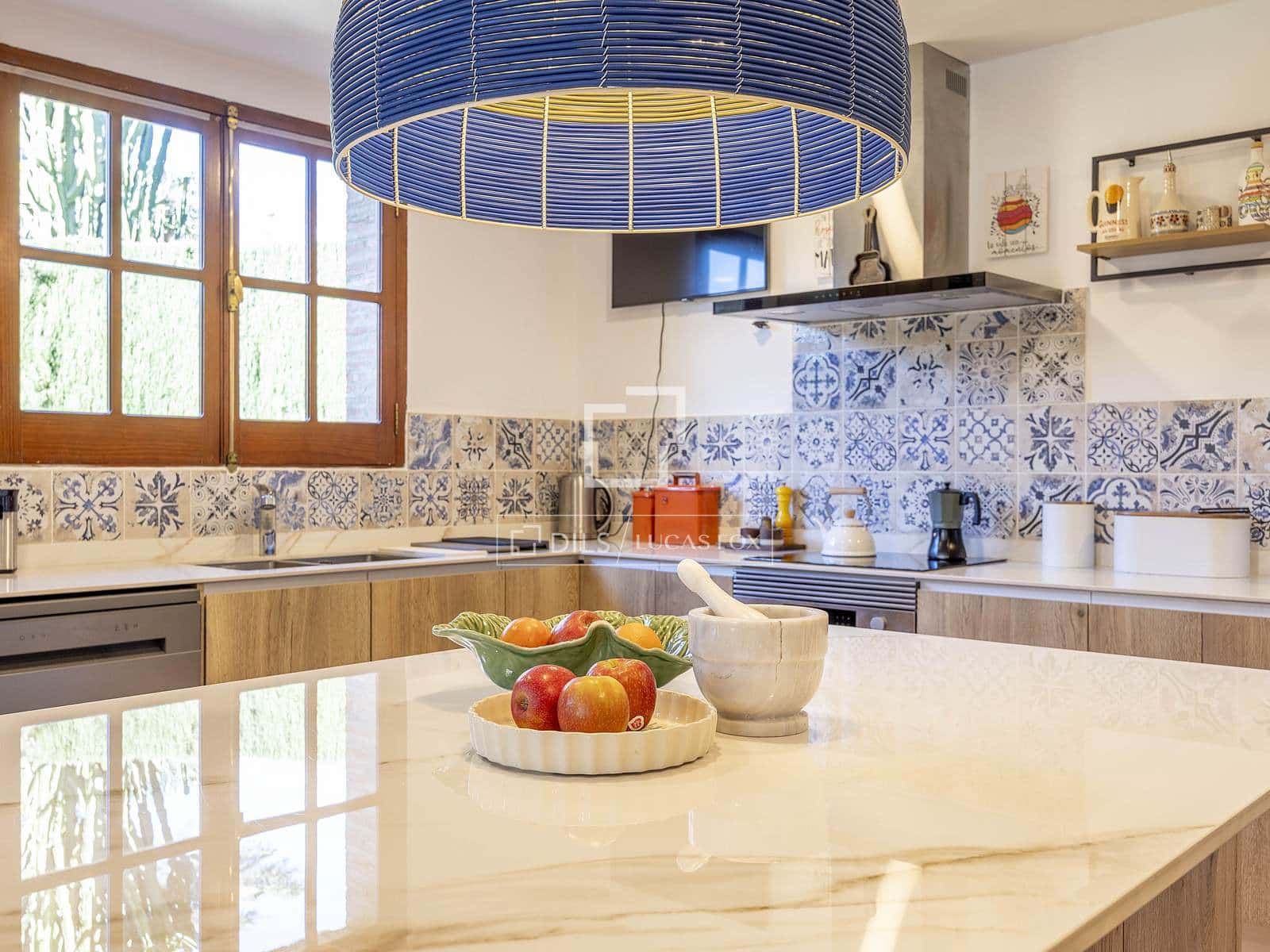 4 soverom Villa til salgs i La Canada med svømmebasseng garasje - € 870 000 (Ref: 9547236)