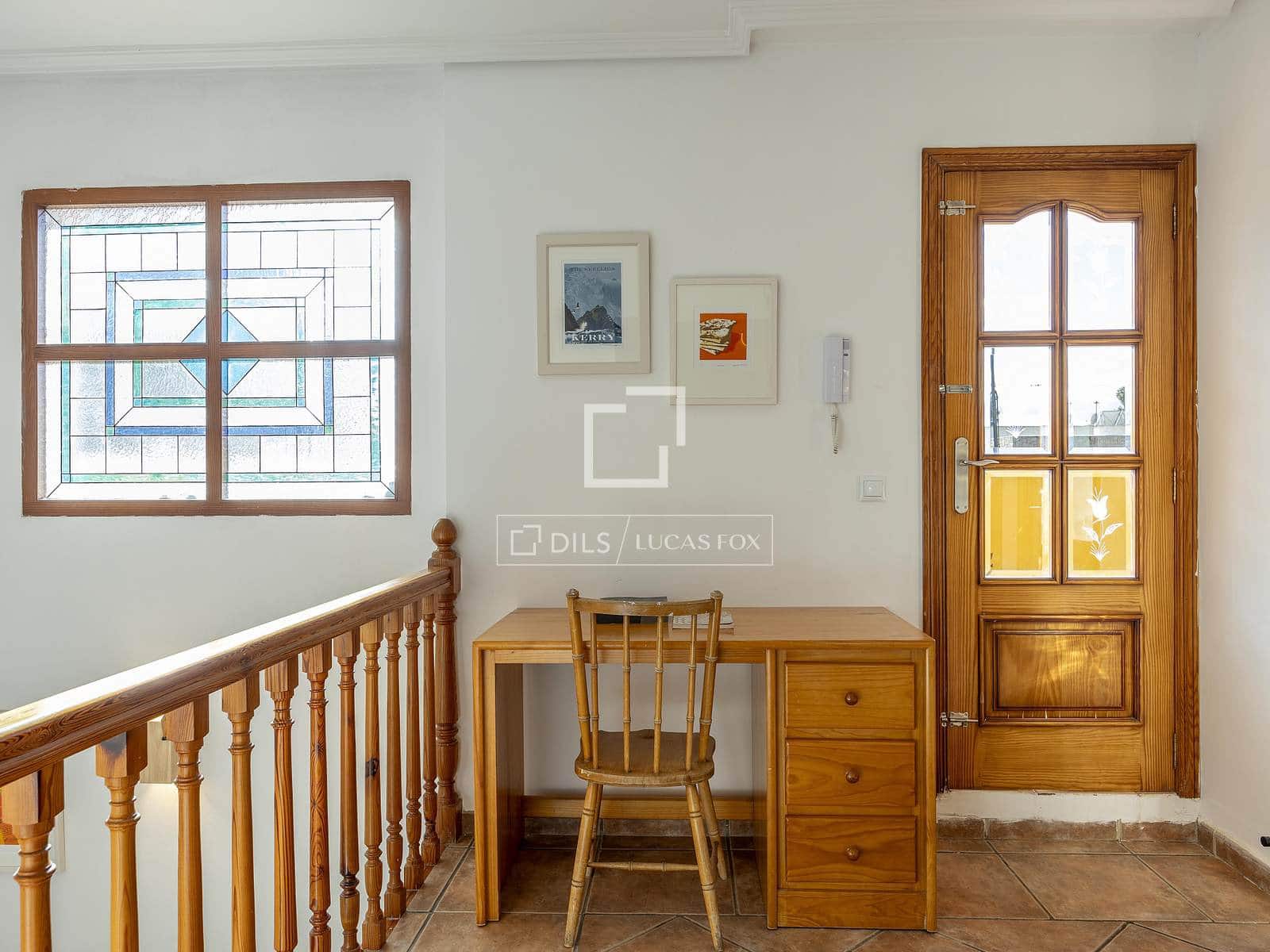 4 soverom Villa til salgs i La Canada med svømmebasseng garasje - € 870 000 (Ref: 9547236)