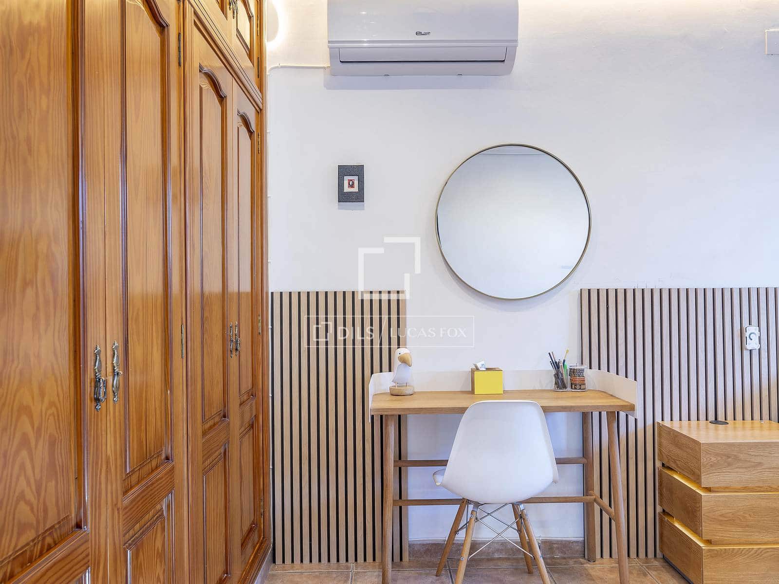 4 soverom Villa til salgs i La Canada med svømmebasseng garasje - € 870 000 (Ref: 9547236)