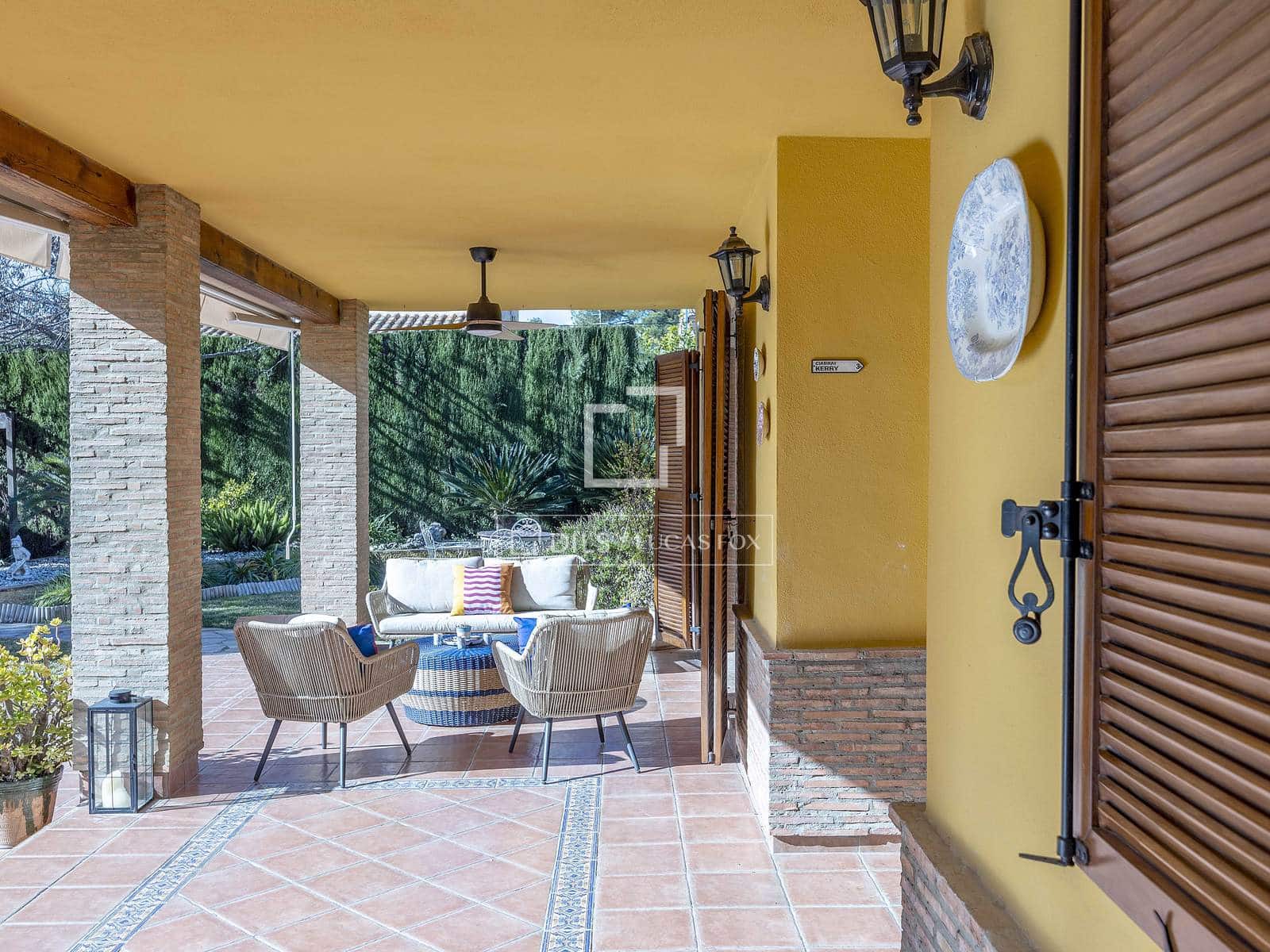 4 soverom Villa til salgs i La Canada med svømmebasseng garasje - € 870 000 (Ref: 9547236)