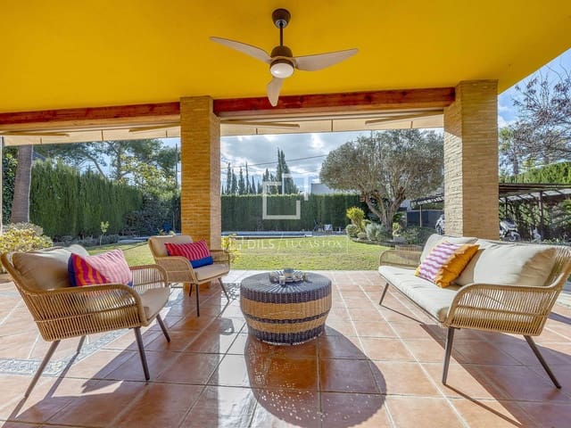 4 soverom Villa til salgs i La Cañada, Paterna med svømmebasseng garasje - € 870 000 (Ref: 9547236)