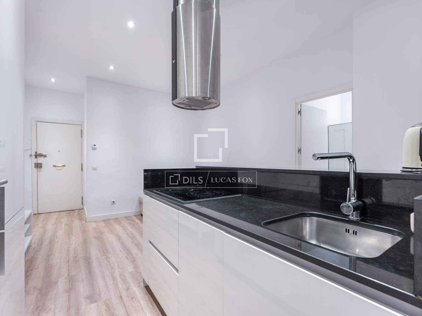 Appartement de 2 chambres à louer à Madrid ville - 1 950 € (Ref: 9548923)