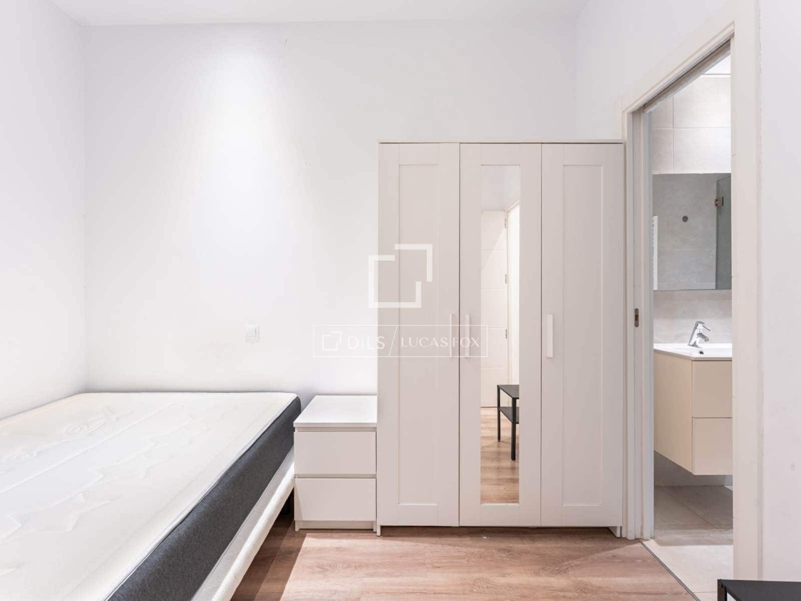 Appartement de 2 chambres à louer à Madrid ville - 1 950 € (Ref: 9548923)