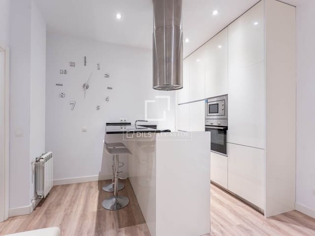 Appartement de 2 chambres à louer à Lista, Madrid ville - 1 950 € (Ref: 9548923)