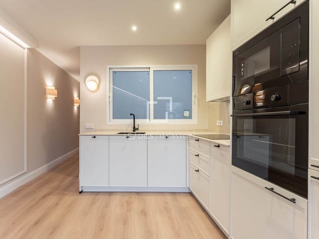 2 bedroom Apartment for rent in Ciudad Jardín, Madrid city - € 2,800 (Ref: 9548924)