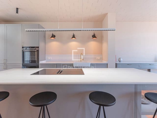 4 soverom Villa til salgs i Gualta - € 950 000 (Ref: 9548925)