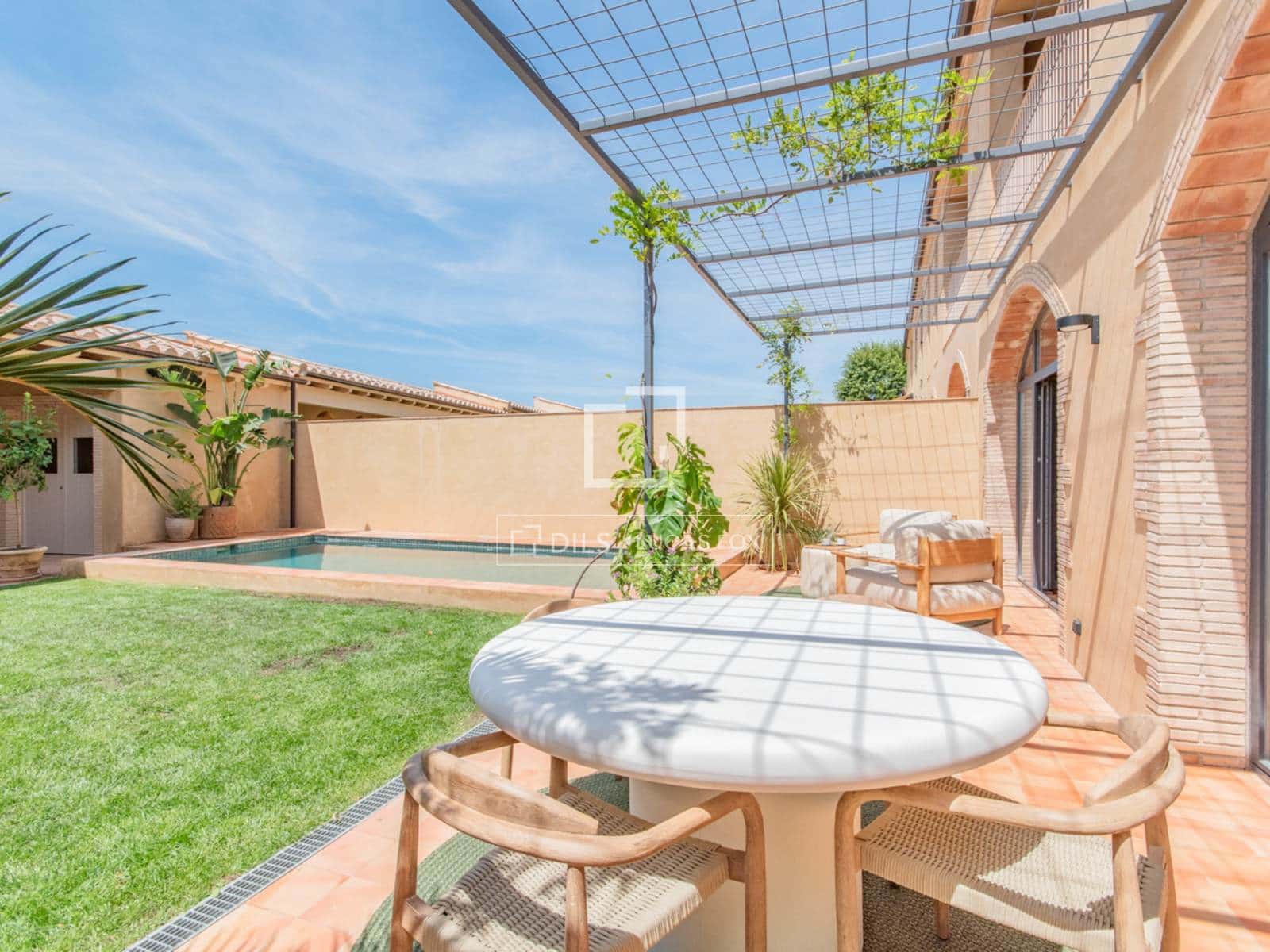 4 soveværelse Villa til salg i Gualta - € 950.000 (Ref: 9548925)