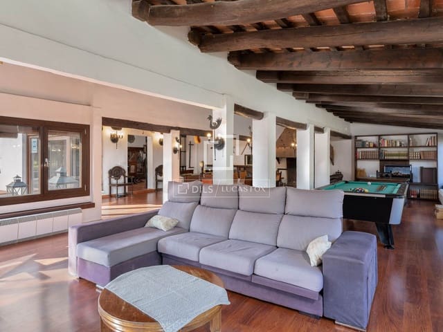 Finca/Casa Rural de 13 habitaciones en Tordera en venta con piscina garaje - 1.360.000 € (Ref: 9548926)