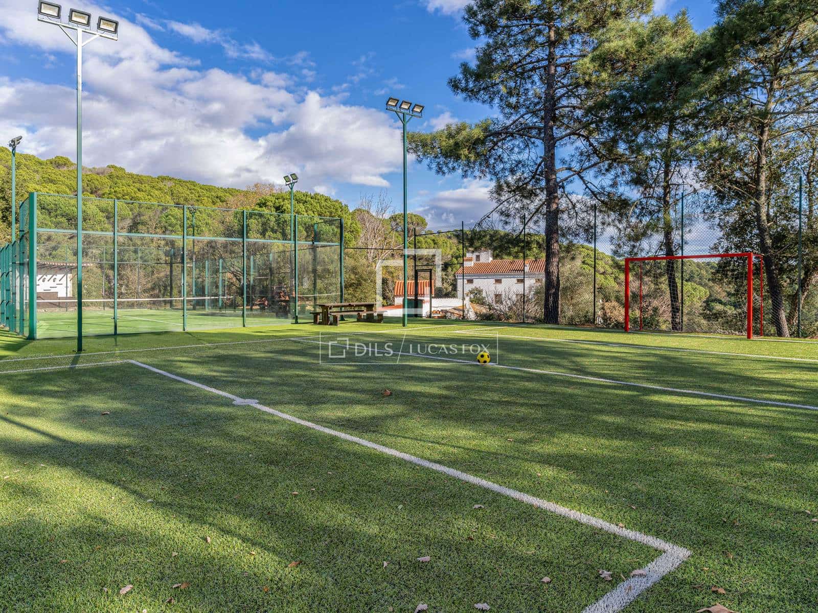 Finca/Casa Rural de 13 habitaciones en Tordera en venta con piscina garaje - 1.360.000 € (Ref: 9548926)