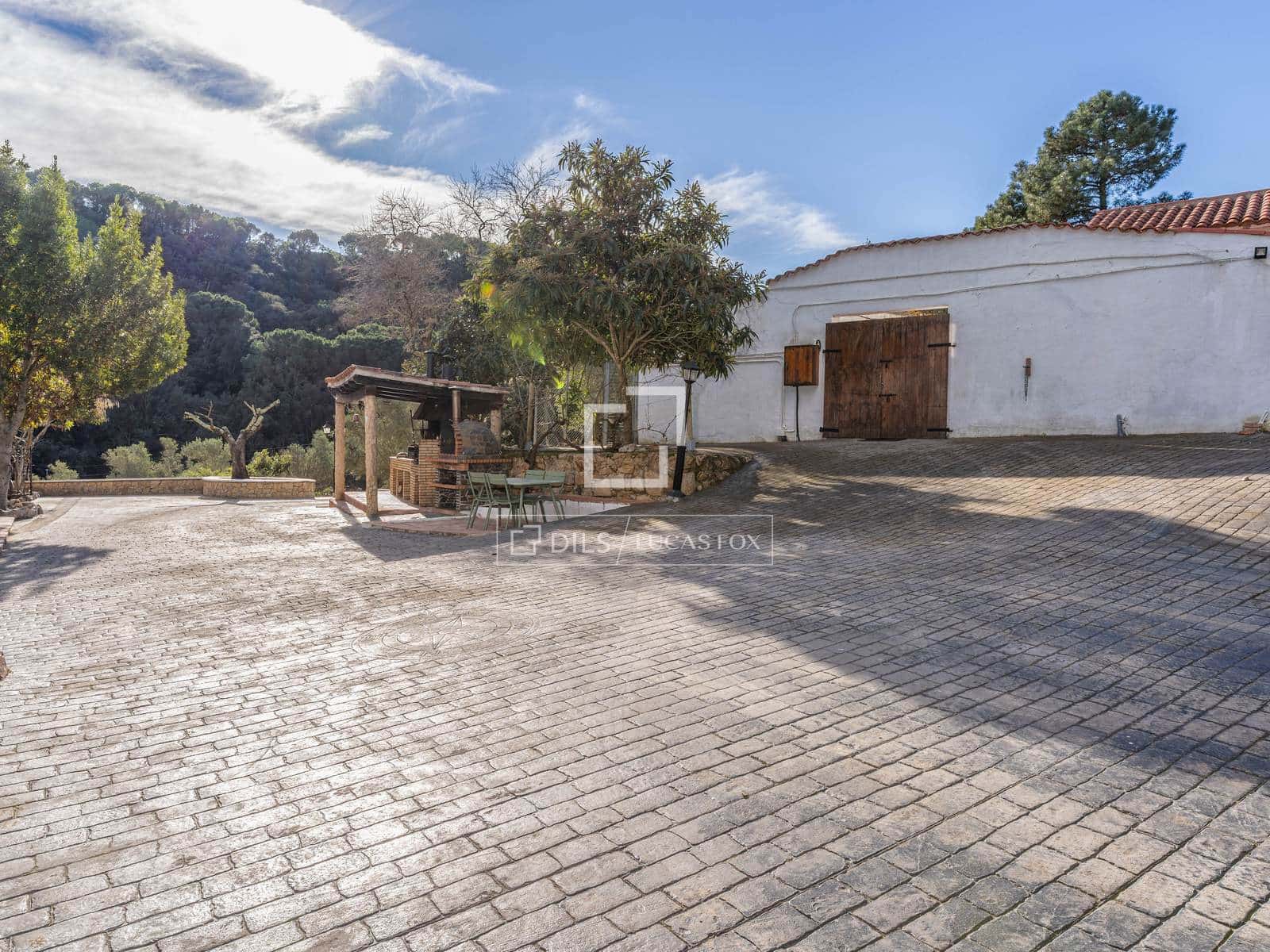 Finca/Casa Rural de 13 habitaciones en Tordera en venta con piscina garaje - 1.360.000 € (Ref: 9548926)