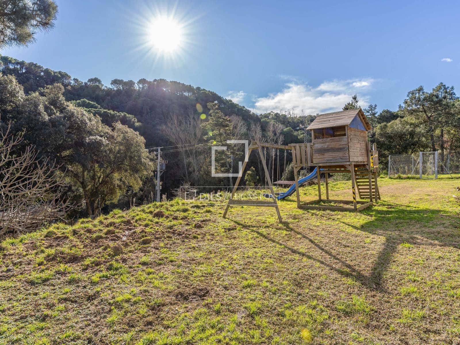 Finca/Casa Rural de 13 habitaciones en Tordera en venta con piscina garaje - 1.360.000 € (Ref: 9548926)