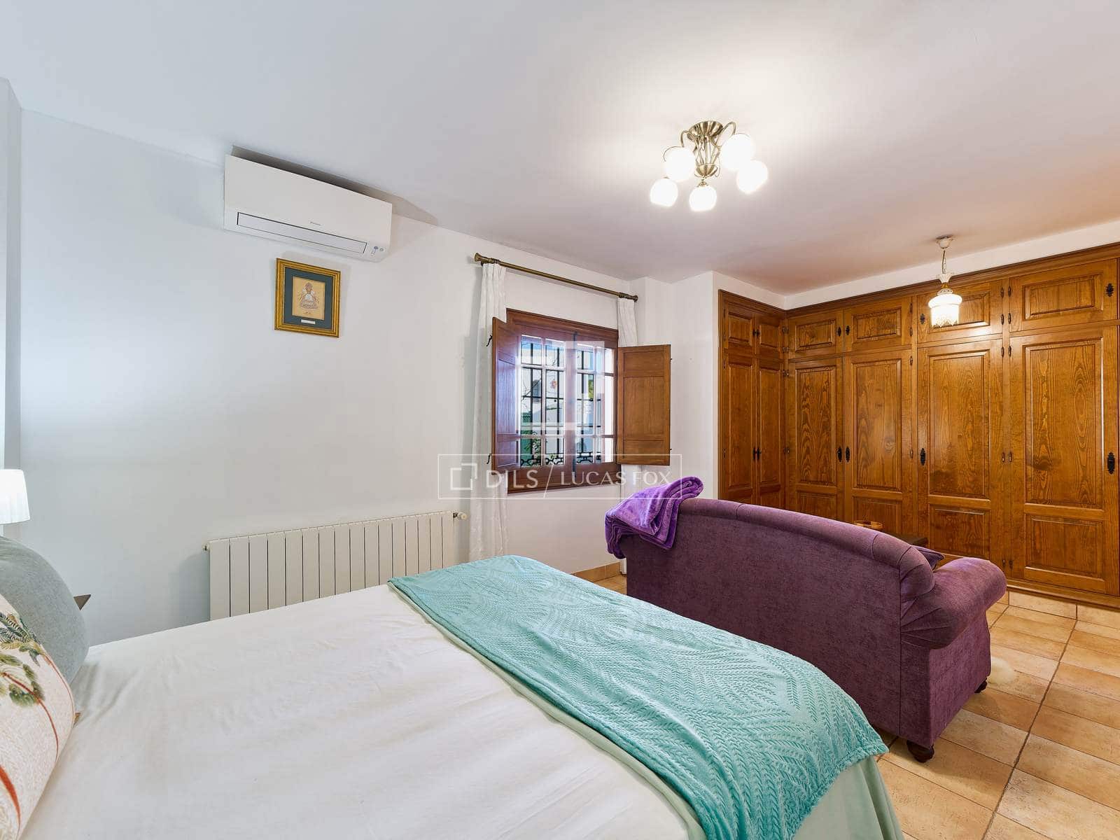 9 chambre Villa/Maison à vendre à Torre del Mar avec piscine garage - 1 495 000 € (Ref: 9548927)