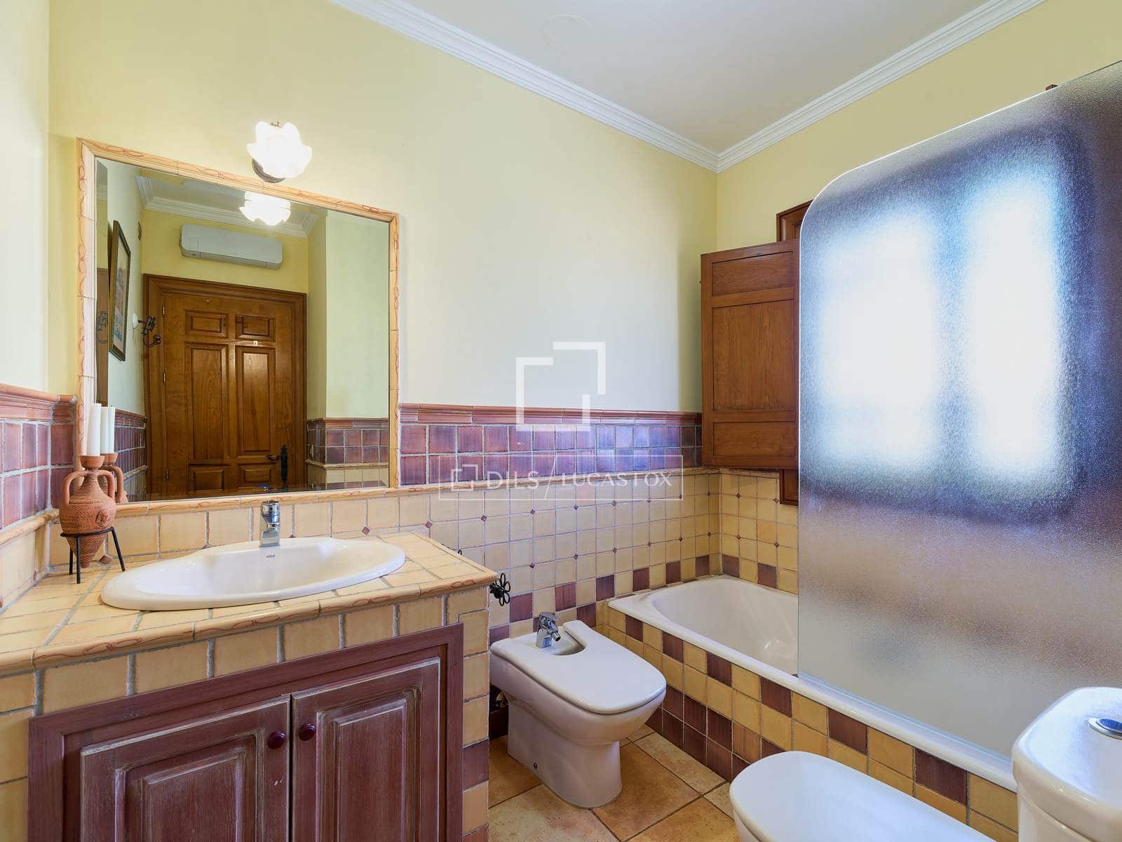 9 chambre Villa/Maison à vendre à Torre del Mar avec piscine garage - 1 495 000 € (Ref: 9548927)