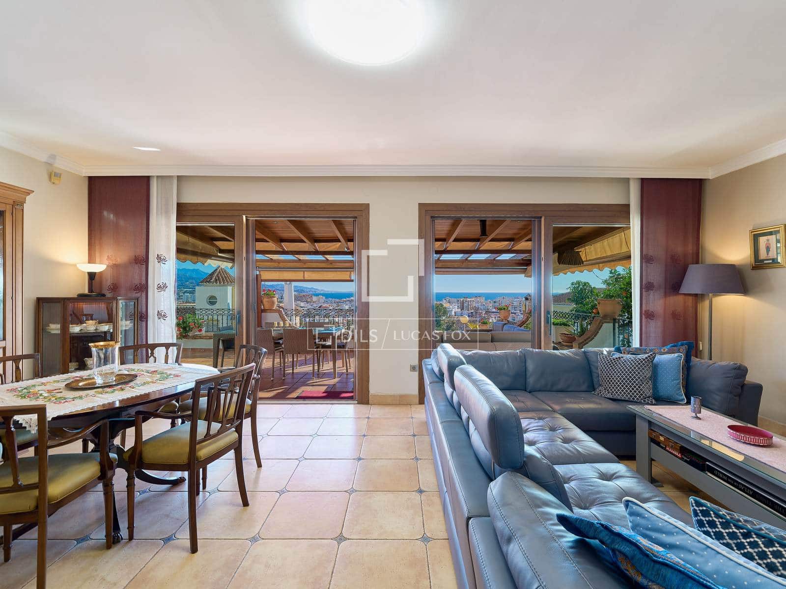 9 chambre Villa/Maison à vendre à Torre del Mar avec piscine garage - 1 495 000 € (Ref: 9548927)