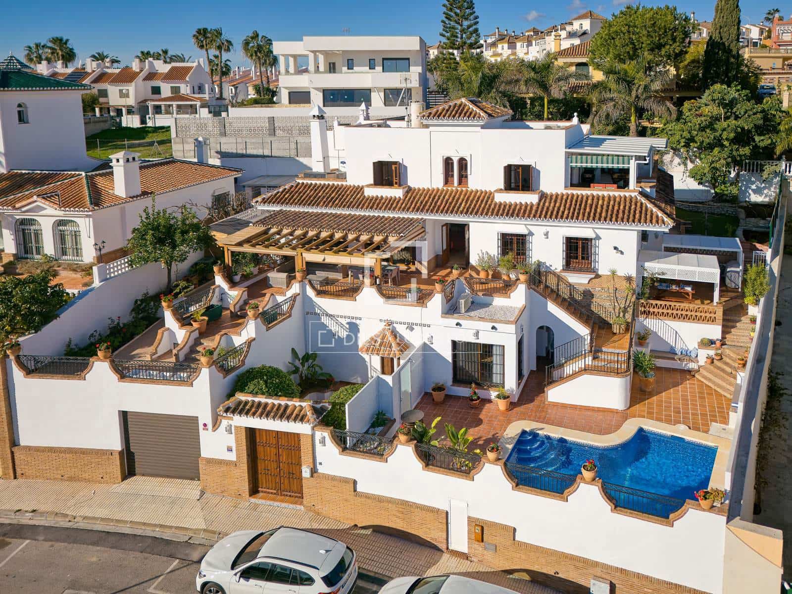 9 chambre Villa/Maison à vendre à Torre del Mar avec piscine garage - 1 495 000 € (Ref: 9548927)