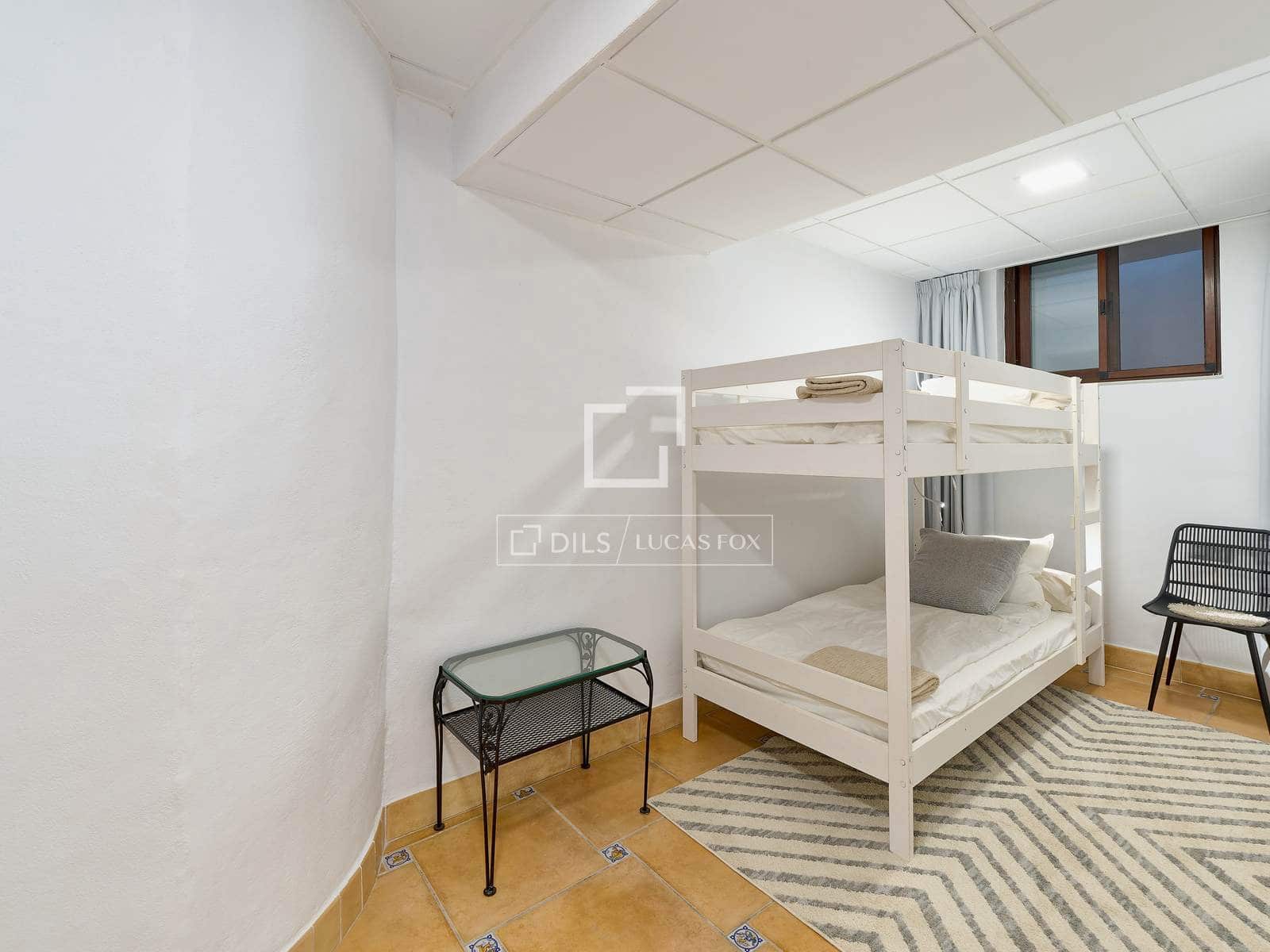 9 chambre Villa/Maison à vendre à Torre del Mar avec piscine garage - 1 495 000 € (Ref: 9548927)