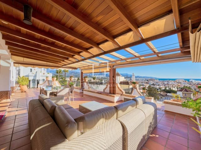 9 chambre Villa/Maison à vendre à Torre del Mar, Vélez-Málaga avec piscine garage - 1 495 000 € (Ref: 9548927)