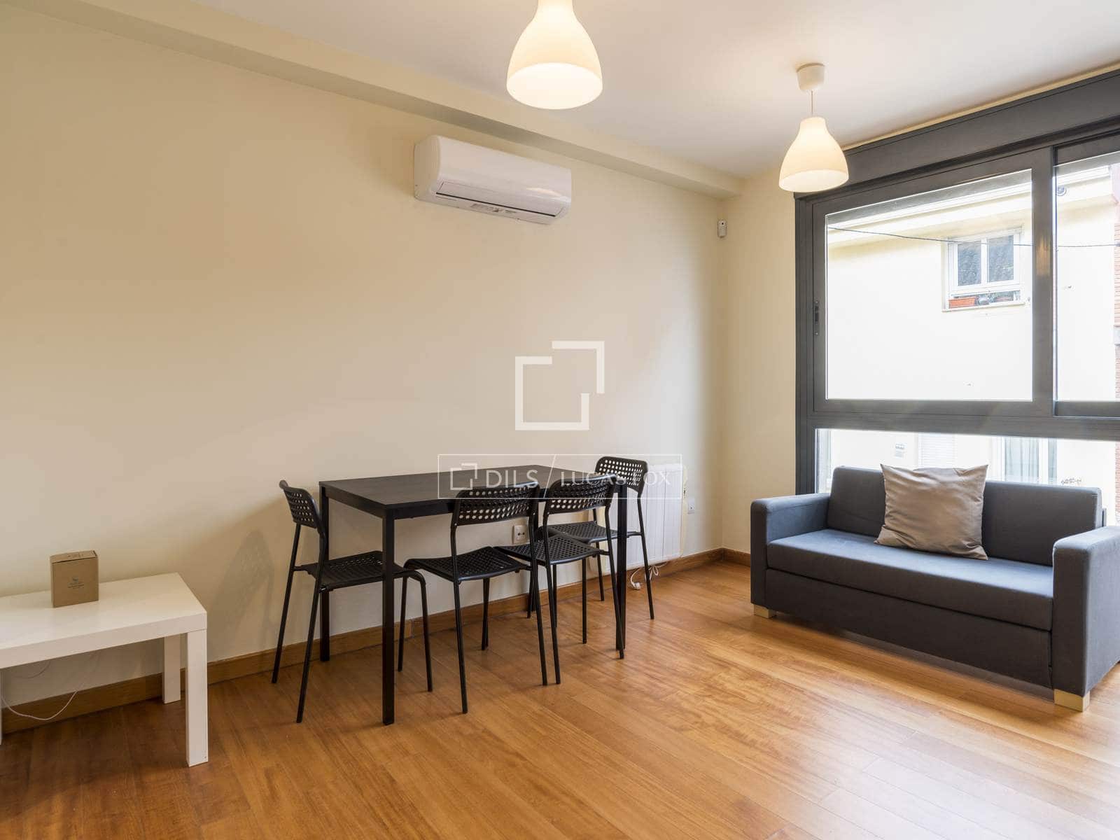 1 soveværelse Lejlighed til leje i Madrid by med garage - € 1.400 (Ref: 9549888)