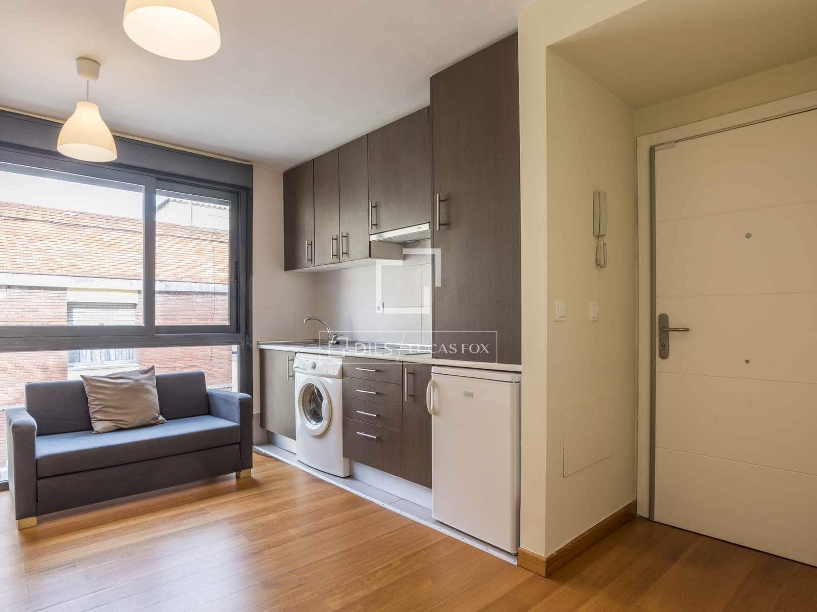 1 soveværelse Lejlighed til leje i Madrid by med garage - € 1.400 (Ref: 9549888)