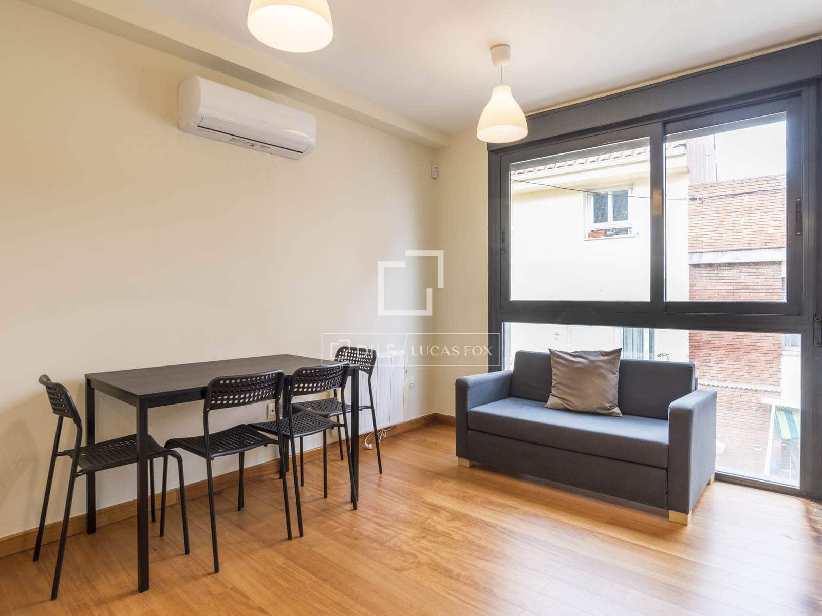 1 soveværelse Lejlighed til leje i Madrid by med garage - € 1.400 (Ref: 9549888)