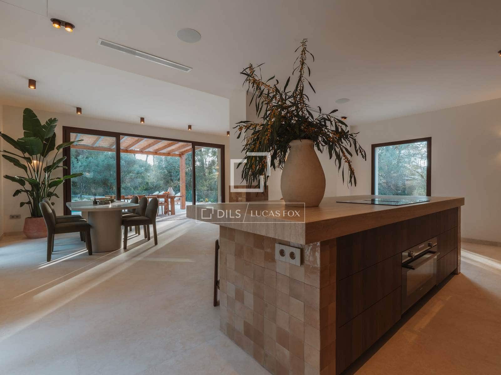 5 bedroom Villa for sale in Javea / Xabia with pool garage - € 2,225,000 (Ref: 9550058)