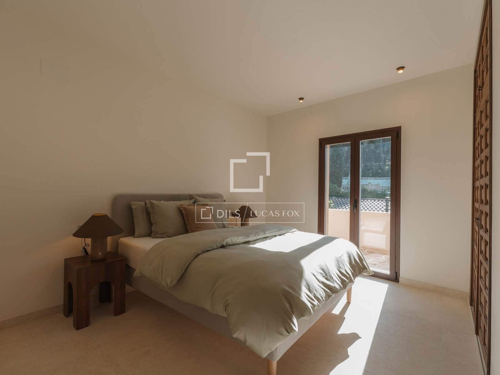 5 bedroom Villa for sale in Javea / Xabia with pool garage - € 2,225,000 (Ref: 9550058)