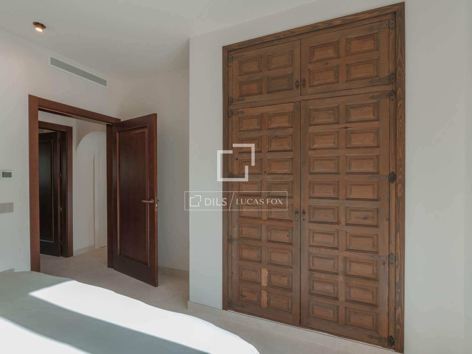 5 bedroom Villa for sale in Javea / Xabia with pool garage - € 2,225,000 (Ref: 9550058)