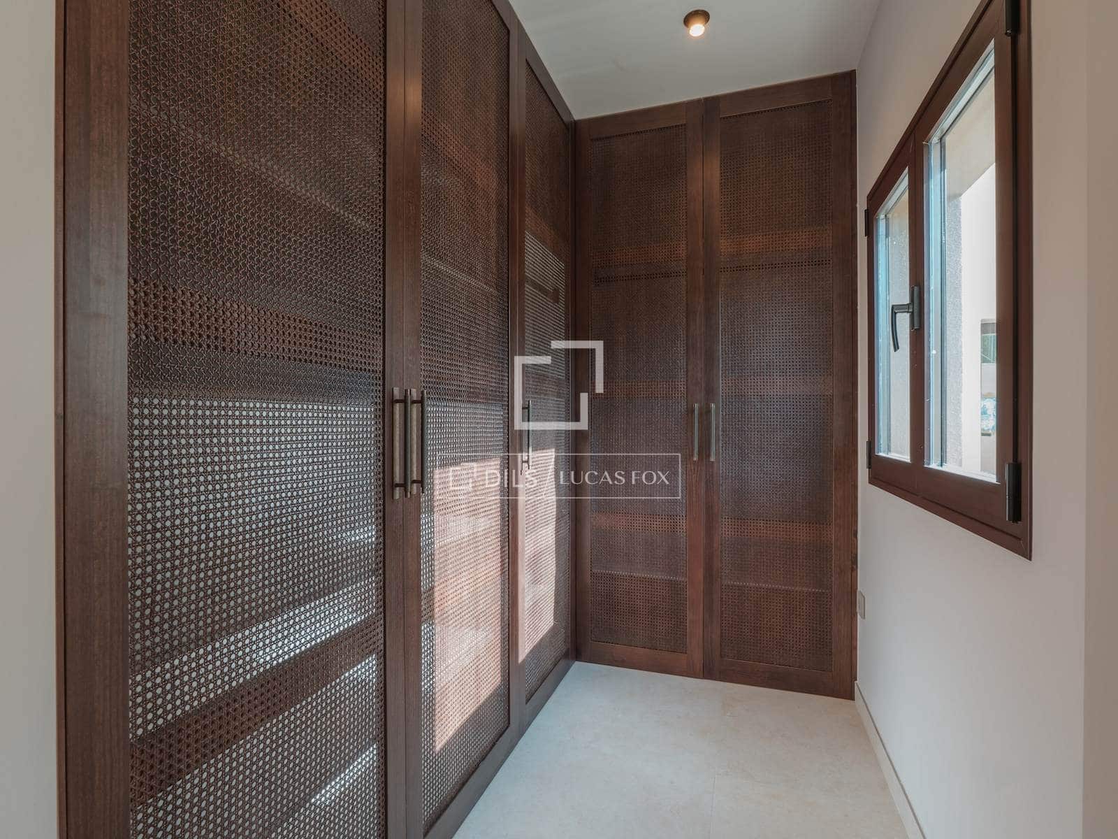 5 bedroom Villa for sale in Javea / Xabia with pool garage - € 2,225,000 (Ref: 9550058)