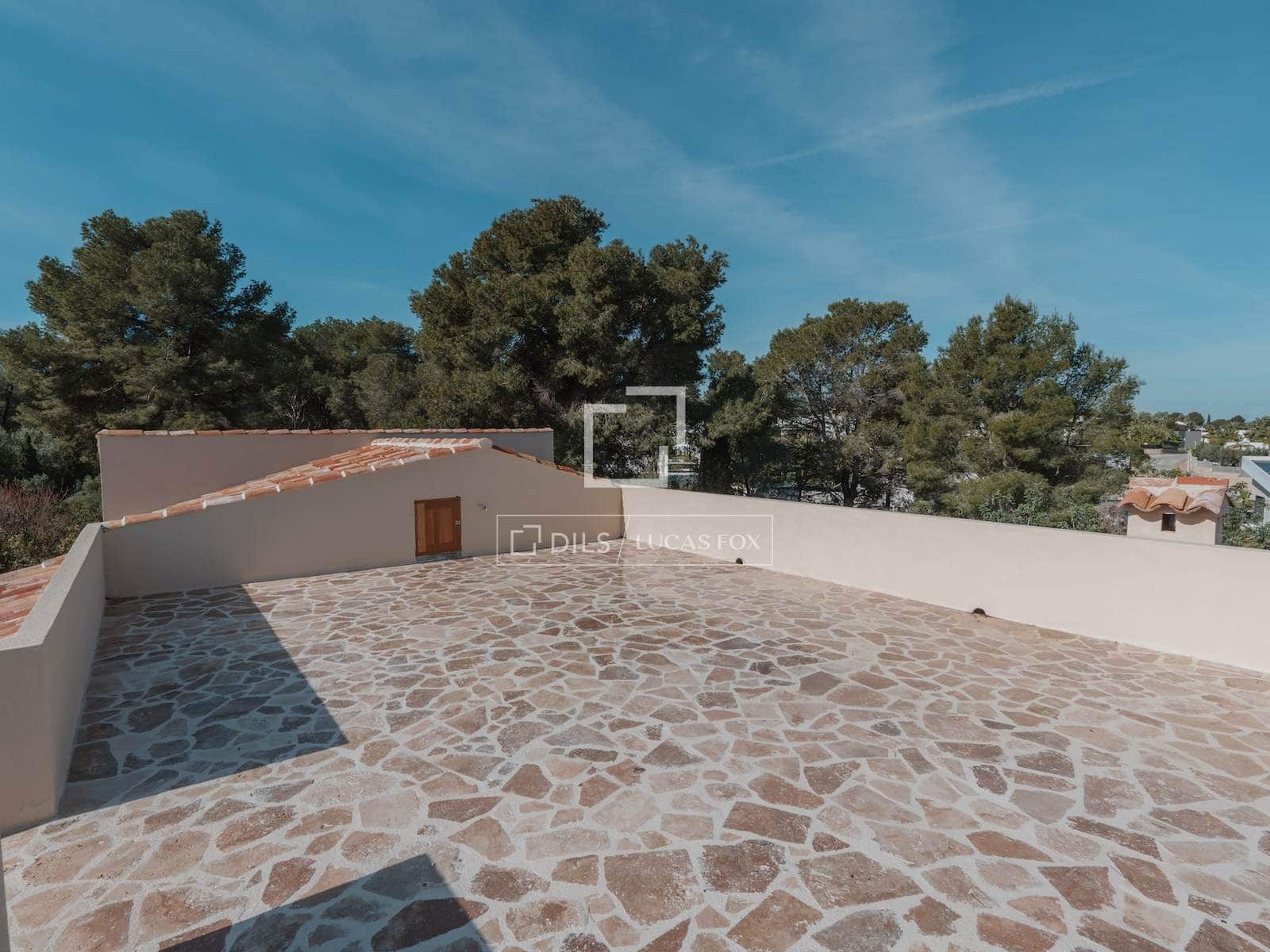 5 bedroom Villa for sale in Javea / Xabia with pool garage - € 2,225,000 (Ref: 9550058)