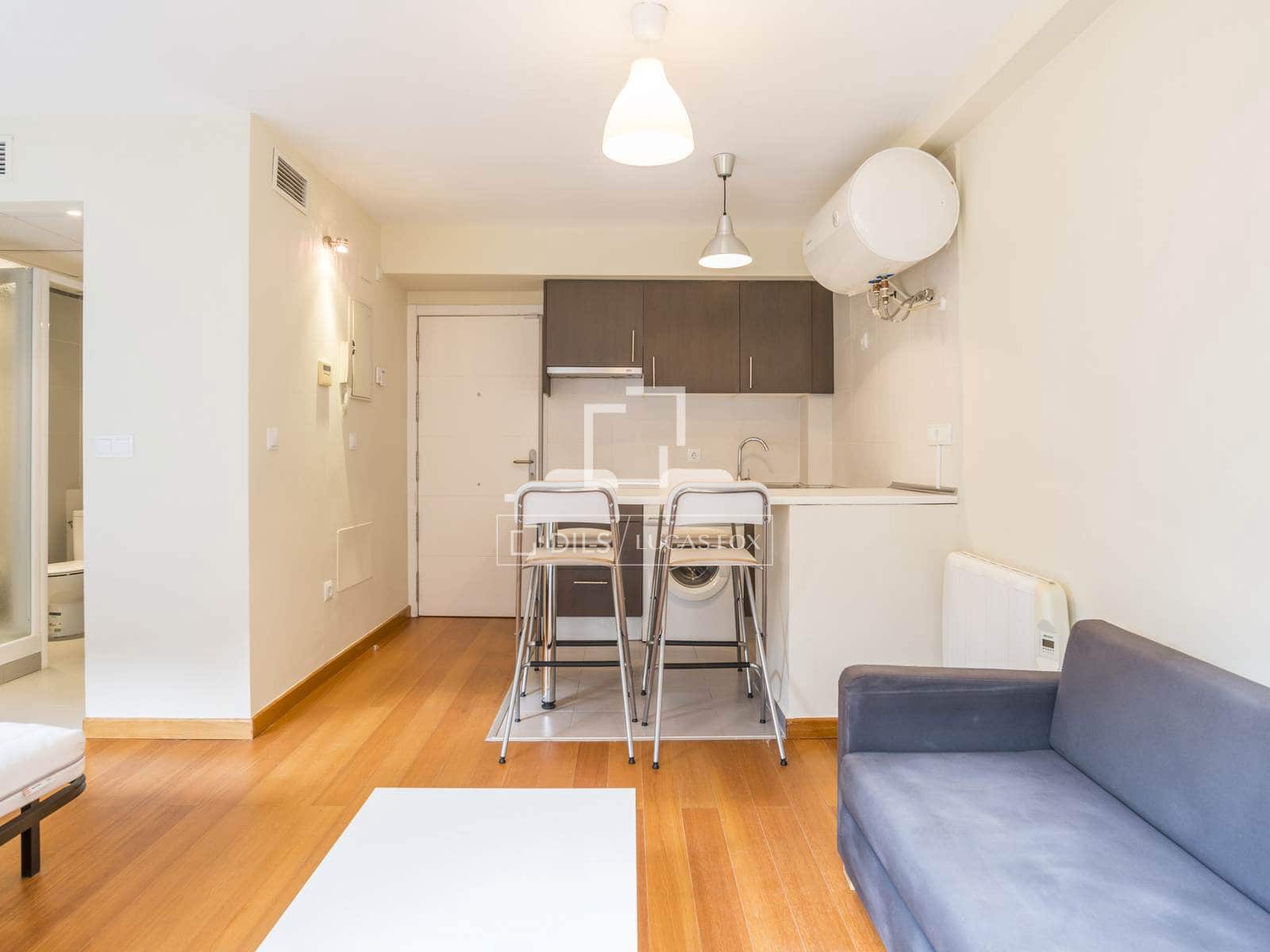 1 soveværelse Lejlighed til leje i Madrid by med garage - € 1.400 (Ref: 9550059)