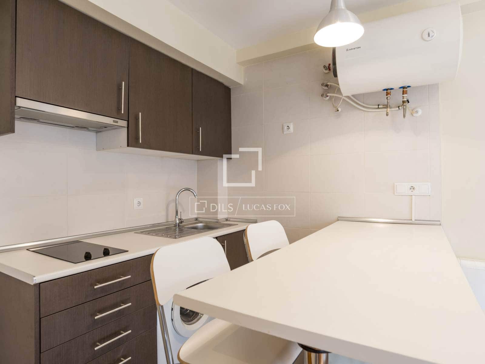 1 soveværelse Lejlighed til leje i Madrid by med garage - € 1.400 (Ref: 9550059)