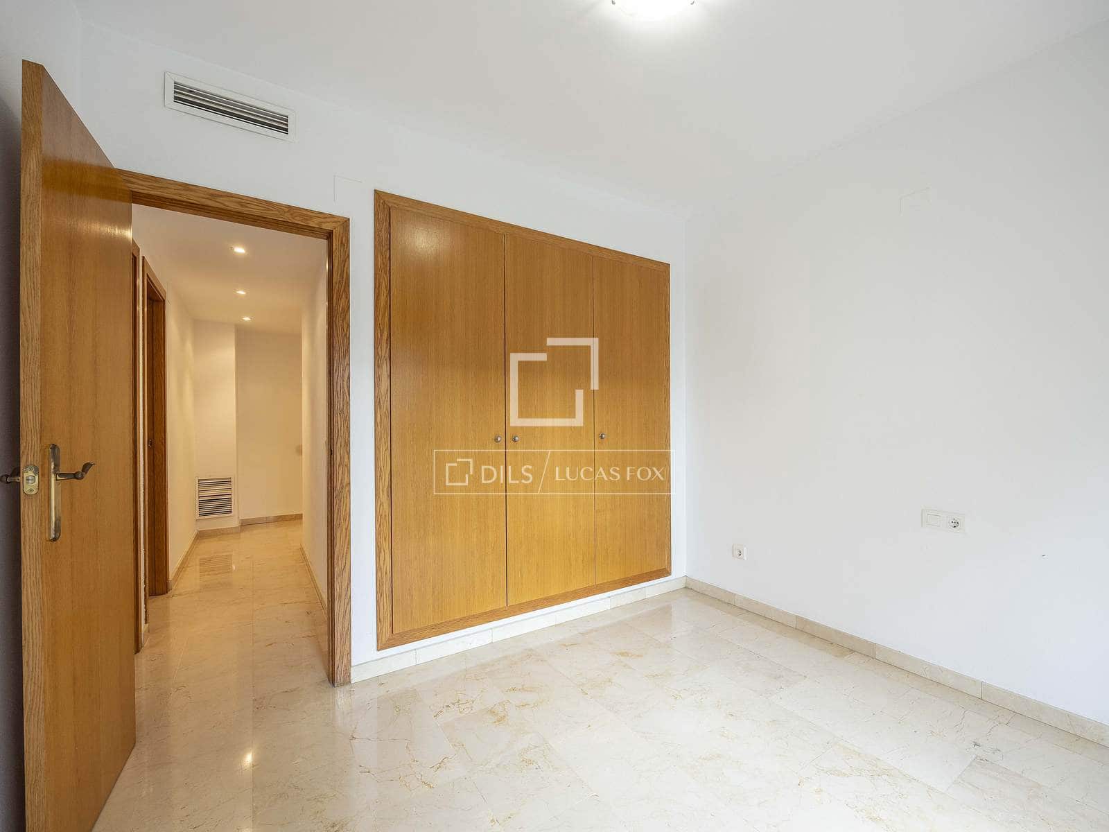 3 sypialnia Apartament do wynajęcia w Miasto Walencja z garażem - 1 800 € (Ref: 9550062)