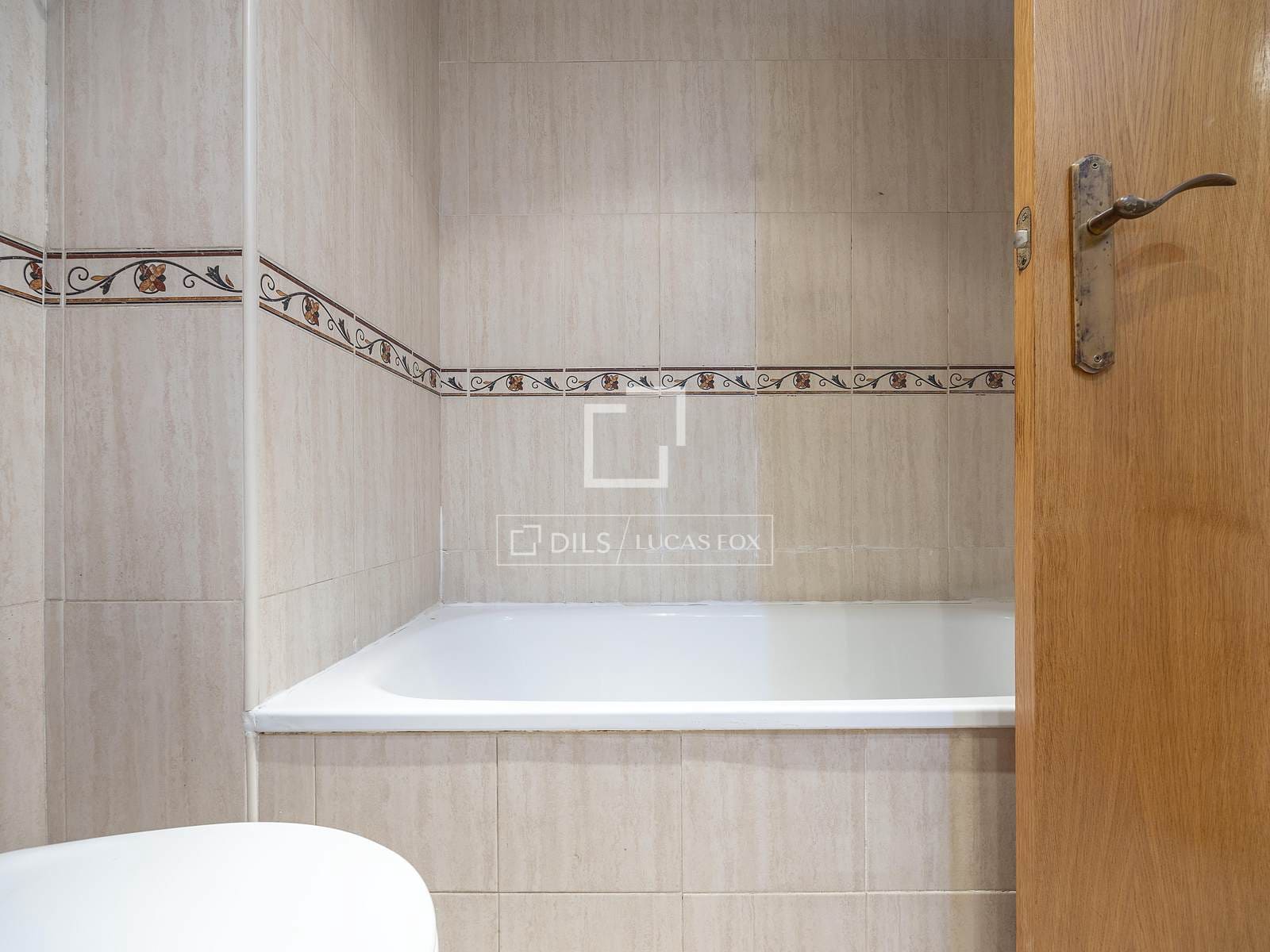 3 sypialnia Apartament do wynajęcia w Miasto Walencja z garażem - 1 800 € (Ref: 9550062)