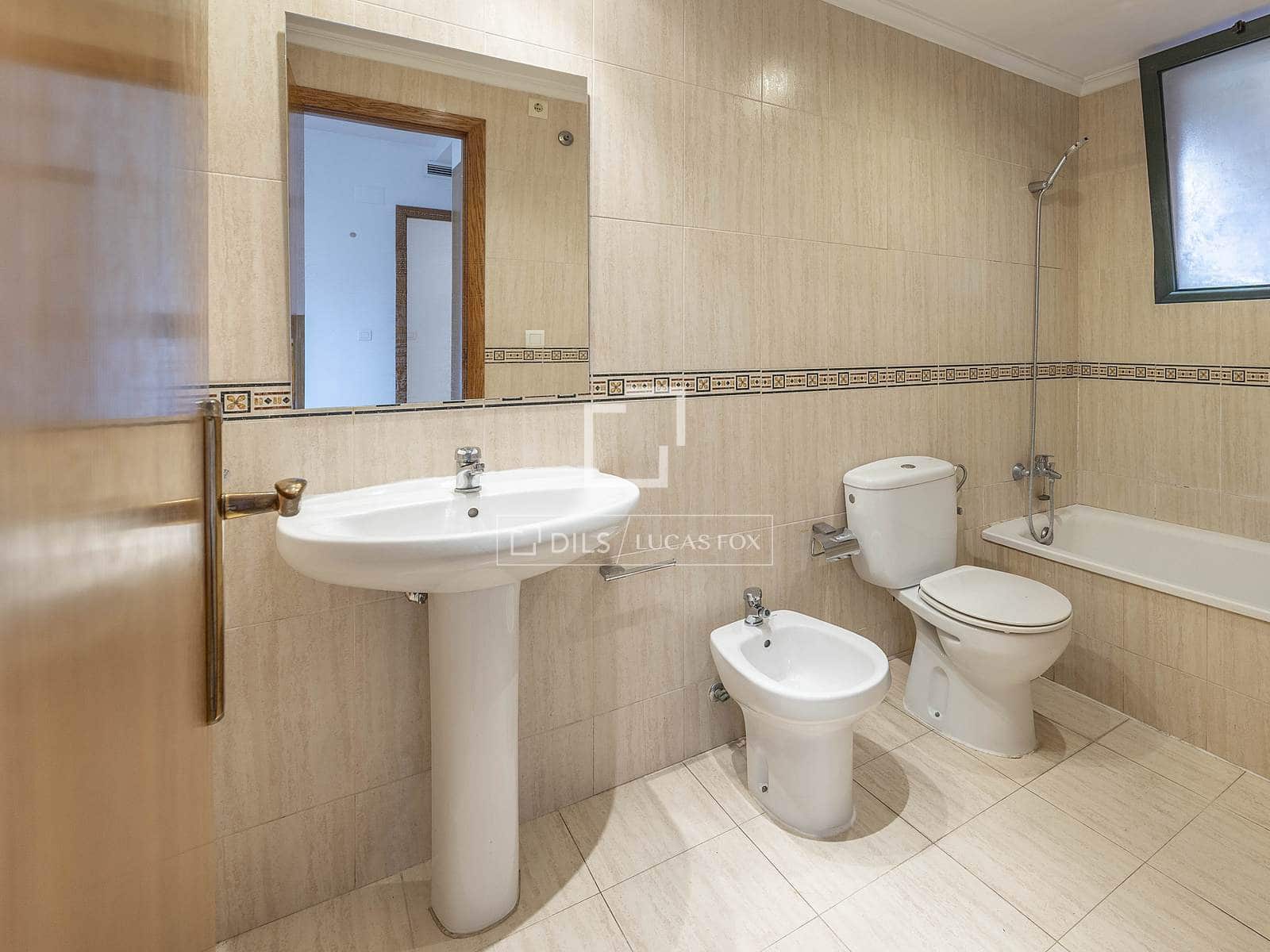 3 sypialnia Apartament do wynajęcia w Miasto Walencja z garażem - 1 800 € (Ref: 9550062)