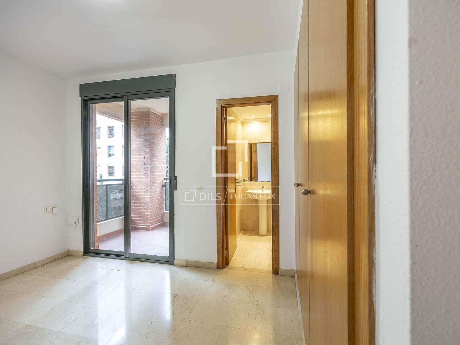 3 sypialnia Apartament do wynajęcia w Miasto Walencja z garażem - 1 800 € (Ref: 9550062)