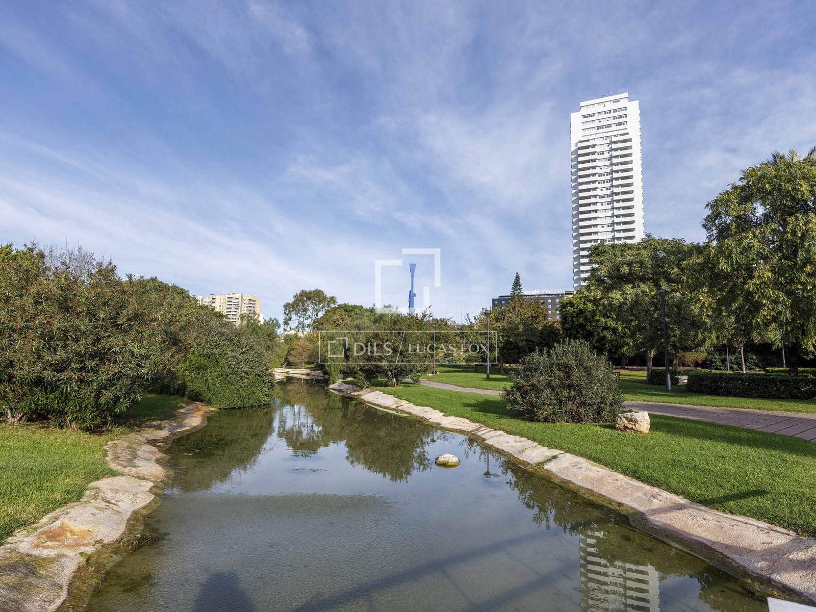 3 sypialnia Apartament do wynajęcia w Miasto Walencja z garażem - 1 800 € (Ref: 9550062)