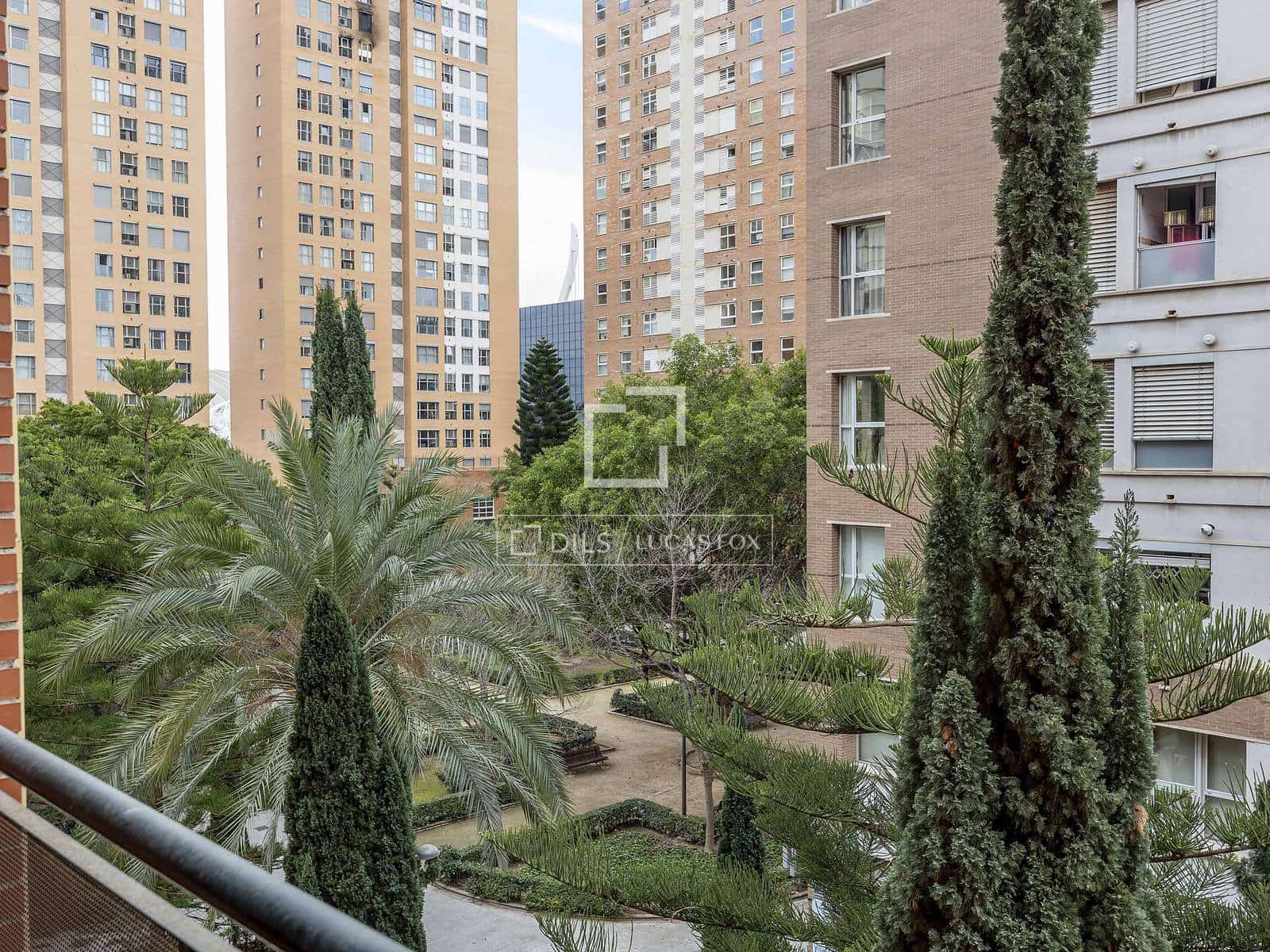 3 sypialnia Apartament do wynajęcia w Miasto Walencja z garażem - 1 800 € (Ref: 9550062)