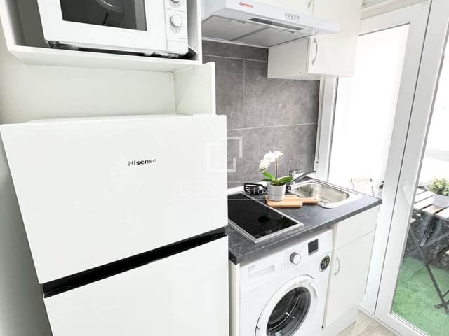 3 makuuhuone Huoneisto myytävänä paikassa Madrid kaupunki - 400 000 € (Ref: 9550220)