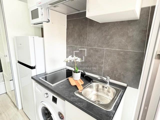 3 makuuhuone Huoneisto myytävänä paikassa Madrid kaupunki - 400 000 € (Ref: 9550220)