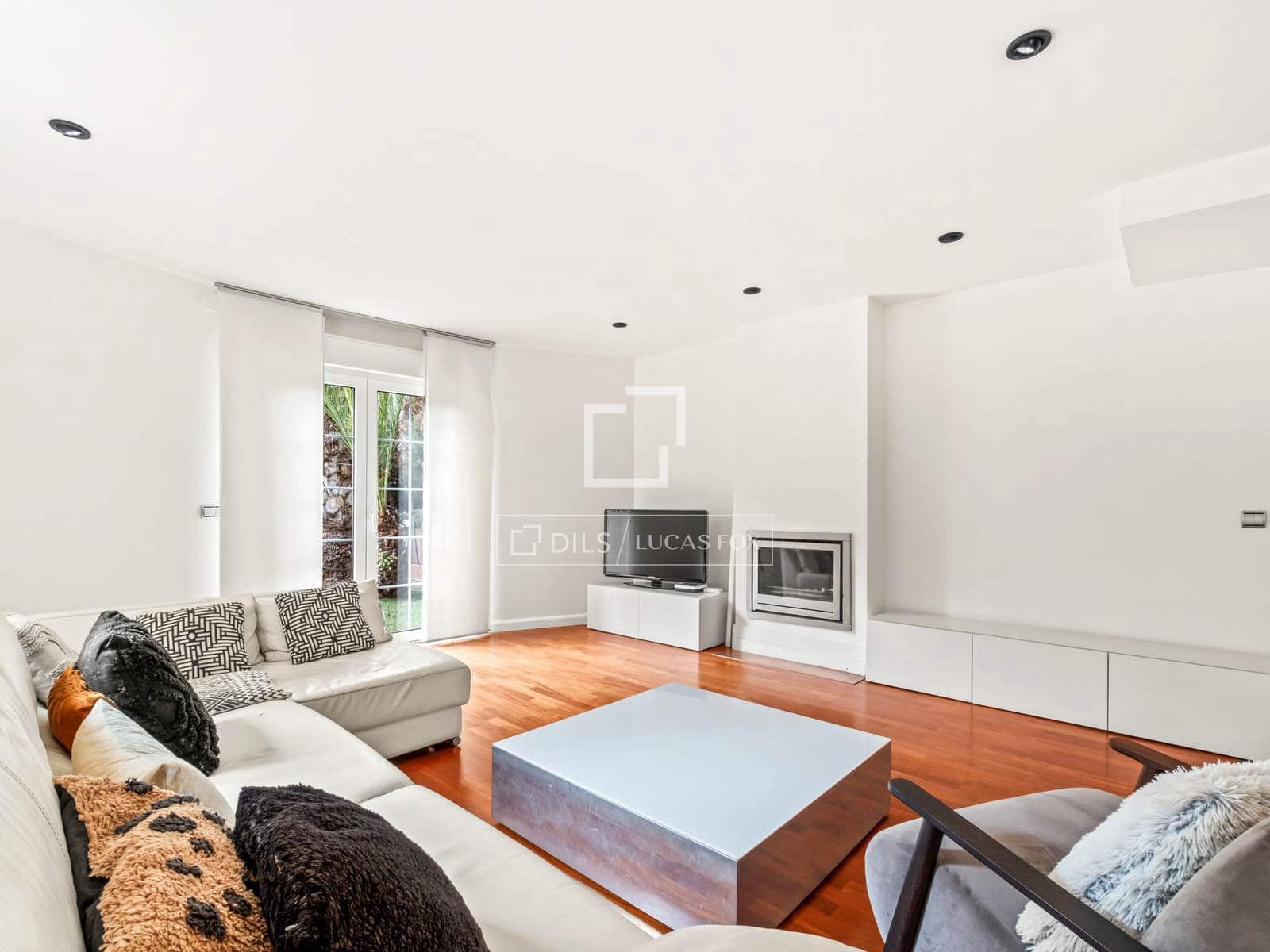 5 slaapkamer Villa te koop in Alicante stad met zwembad garage - € 1.050.000 (Ref: 9550221)