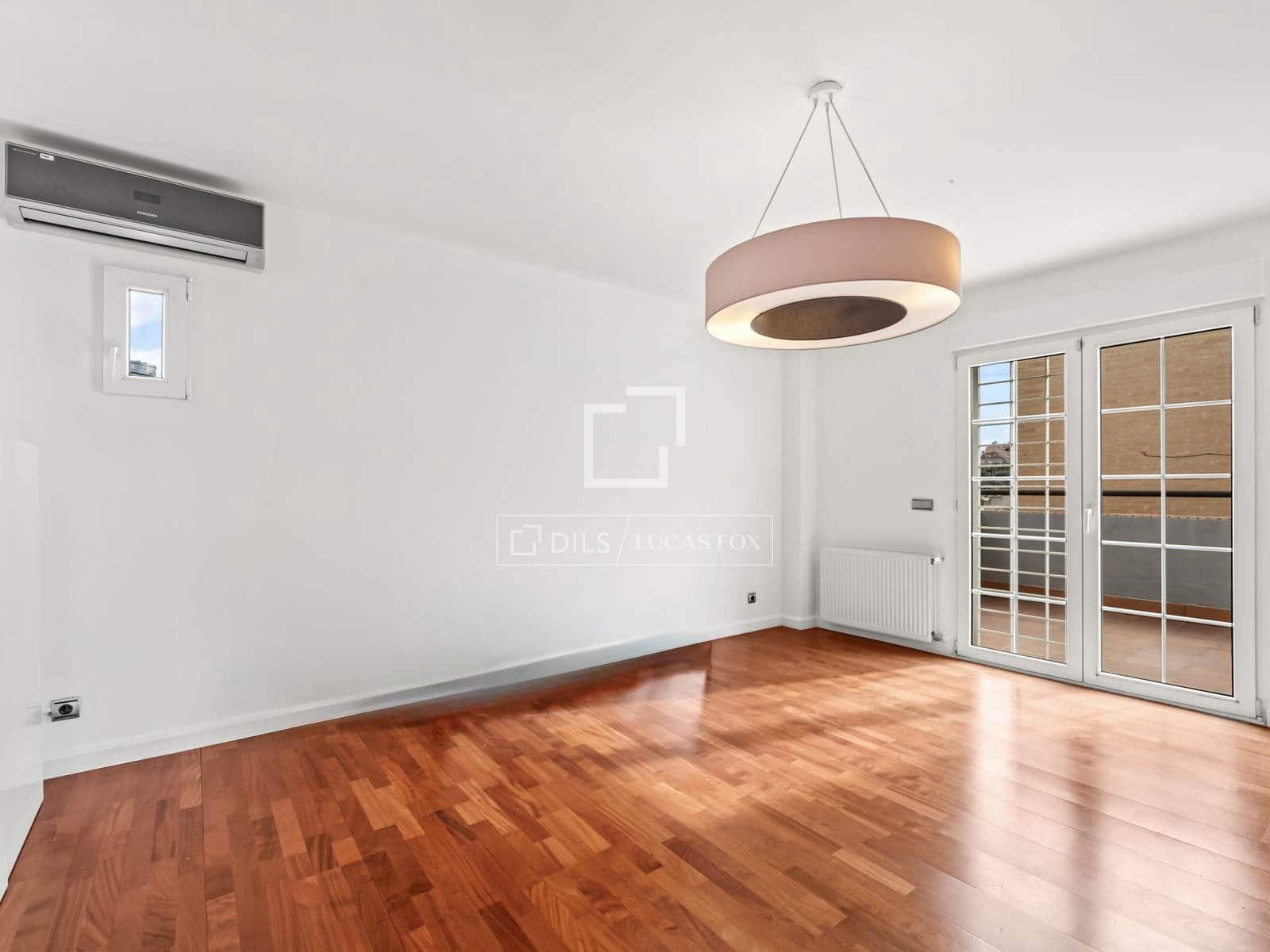 5 slaapkamer Villa te koop in Alicante stad met zwembad garage - € 1.050.000 (Ref: 9550221)