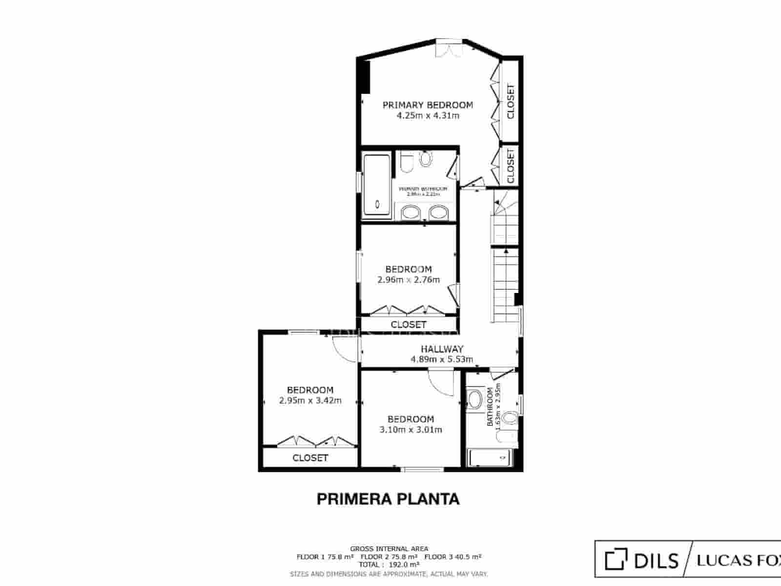 5 slaapkamer Villa te koop in Alicante stad met zwembad garage - € 1.050.000 (Ref: 9550221)