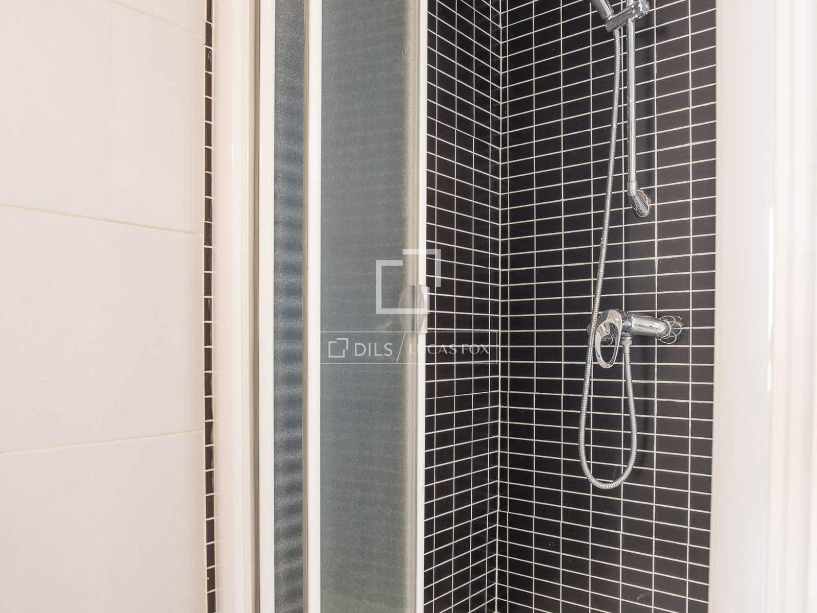 1 slaapkamer Appartement te huur in Madrid stad met garage - € 1.400 (Ref: 9550222)