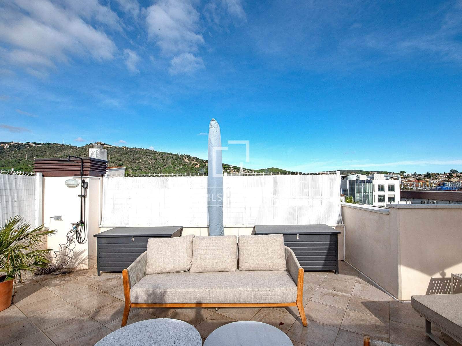 2 sovrum Takvåning till salu i Platja d'Aro med pool garage - 390 000 € (Ref: 9552252)