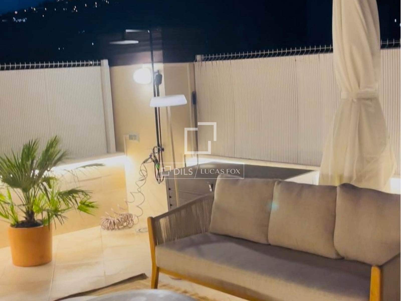 2 bedroom Penthouse for sale in Platja d'Aro with pool garage - € 390,000 (Ref: 9552252)