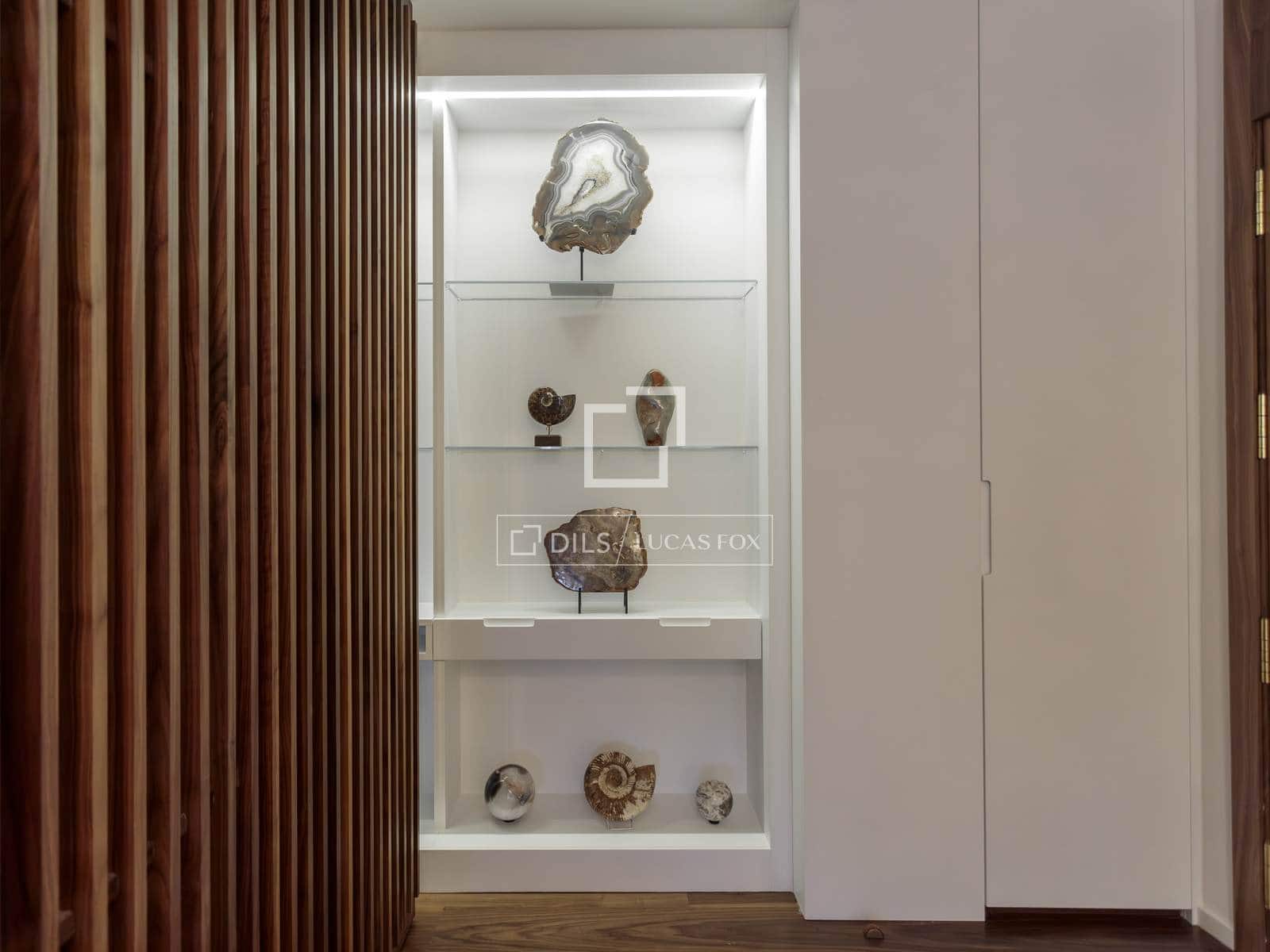 3 soveværelse Lejlighed til leje i Madrid by med garage - € 6.500 (Ref: 9552536)