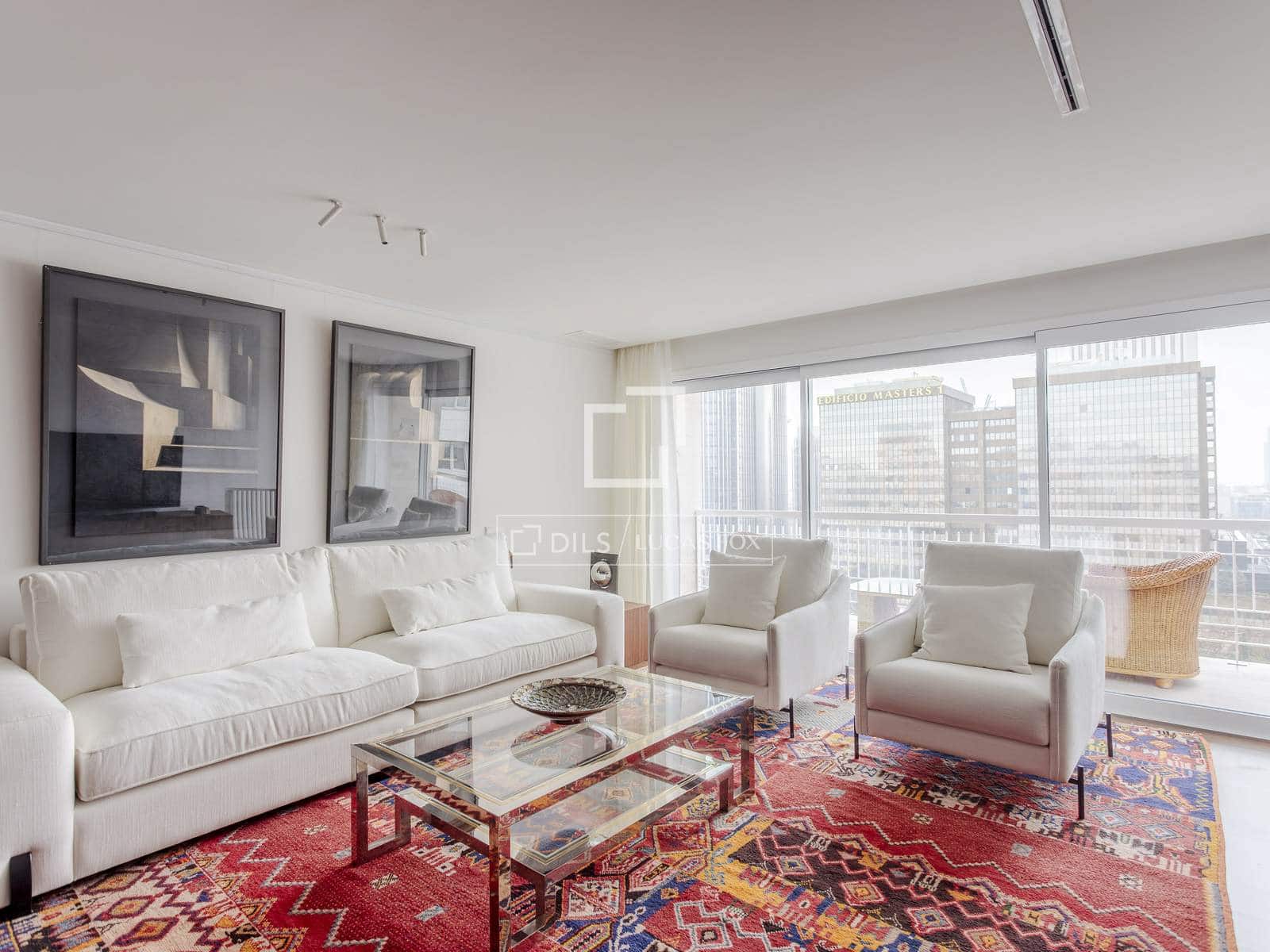 3 soveværelse Lejlighed til leje i Madrid by med garage - € 6.500 (Ref: 9552536)