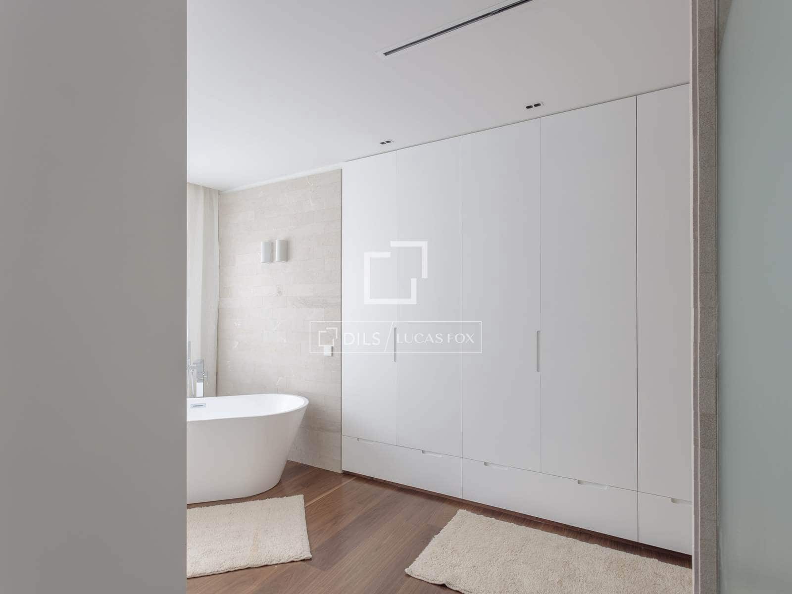 3 soveværelse Lejlighed til leje i Madrid by med garage - € 6.500 (Ref: 9552536)