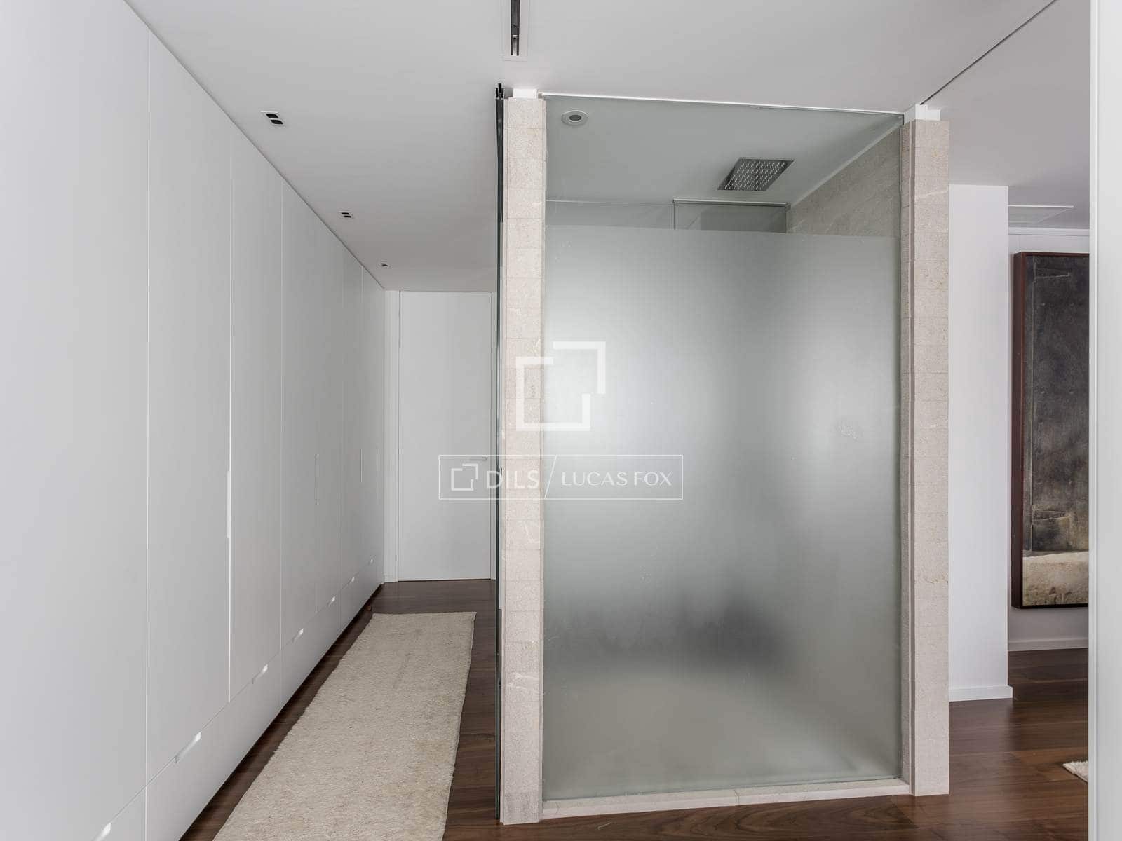 3 soveværelse Lejlighed til leje i Madrid by med garage - € 6.500 (Ref: 9552536)