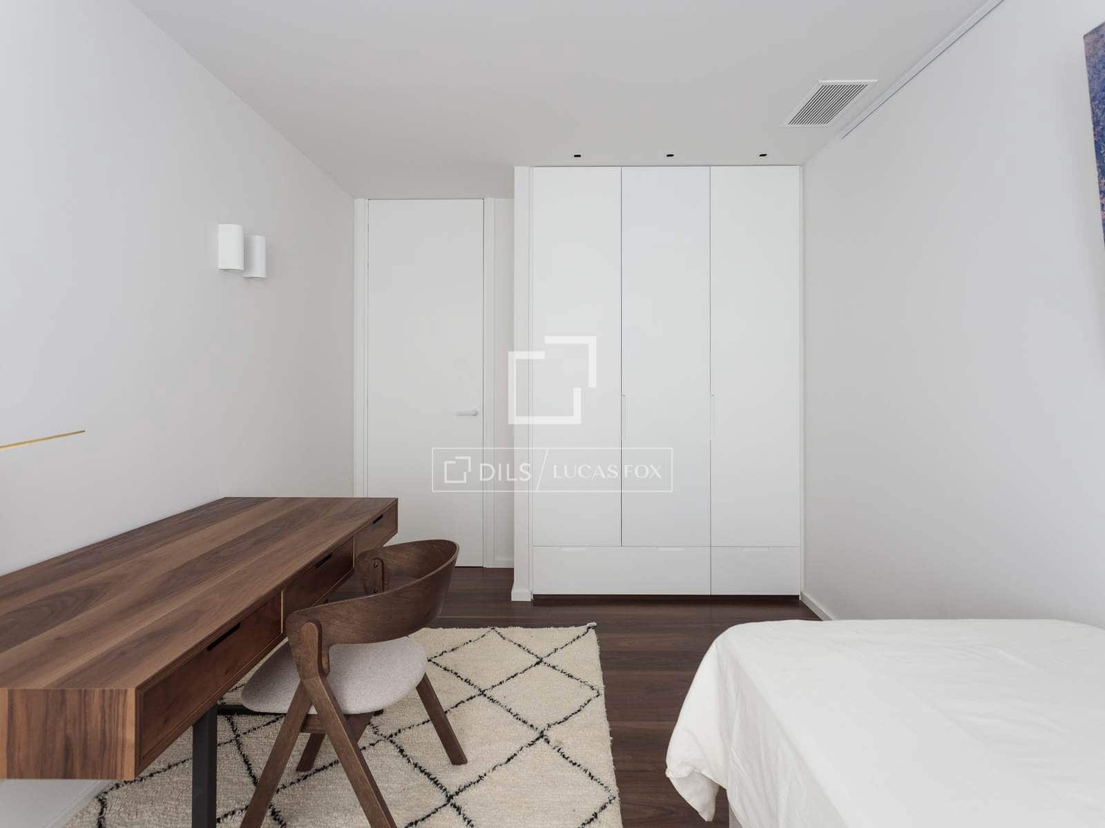 3 soveværelse Lejlighed til leje i Madrid by med garage - € 6.500 (Ref: 9552536)